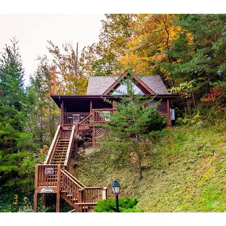 Stairway To Heaven - Hot Tub, Pool, Prime Location Villa